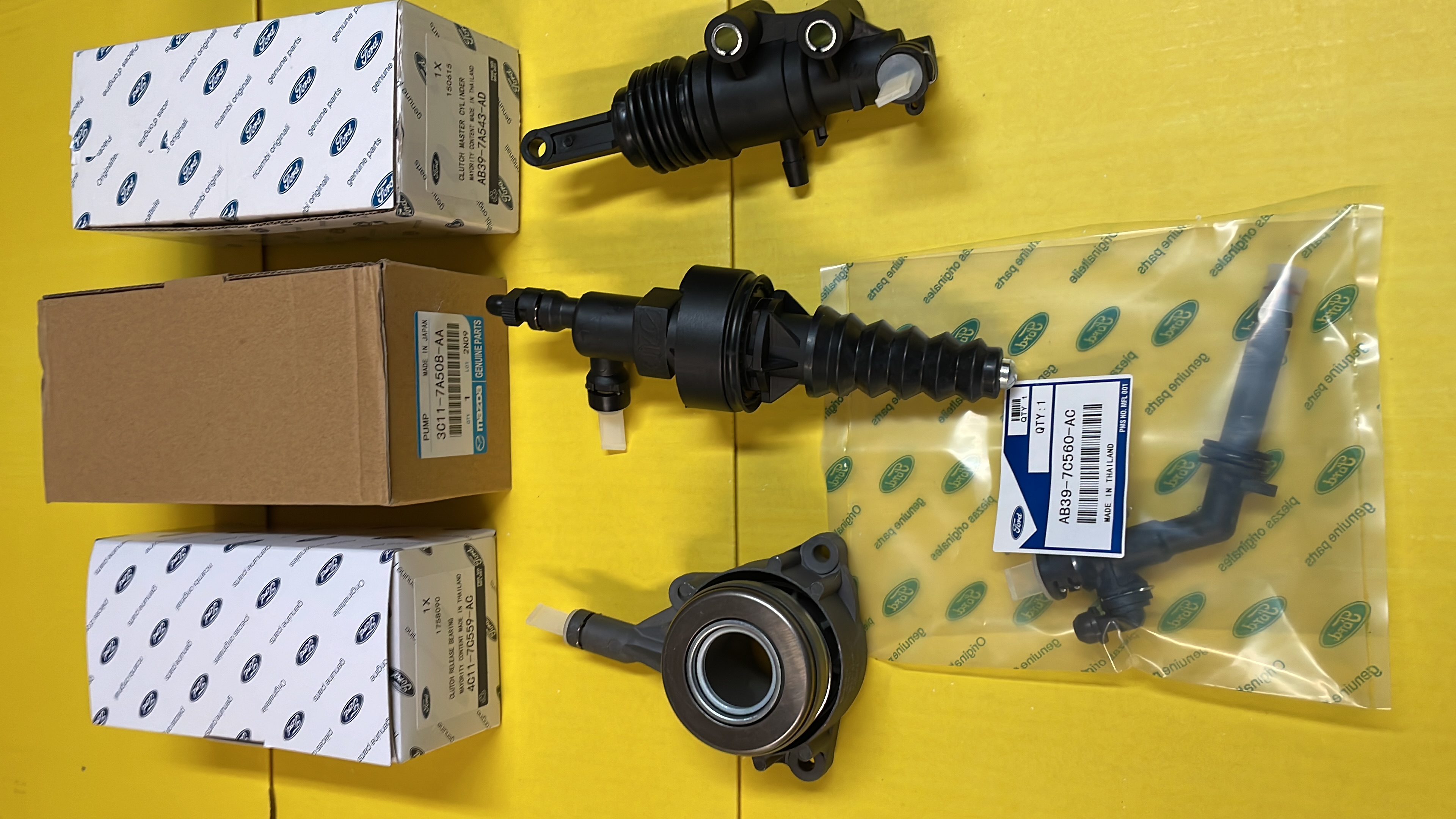 ESCLAVO DE EMBRAGUE / SLAVE CYLINDER RANGER MAZDA BT50 3.2 & 2.2 DIESEL
