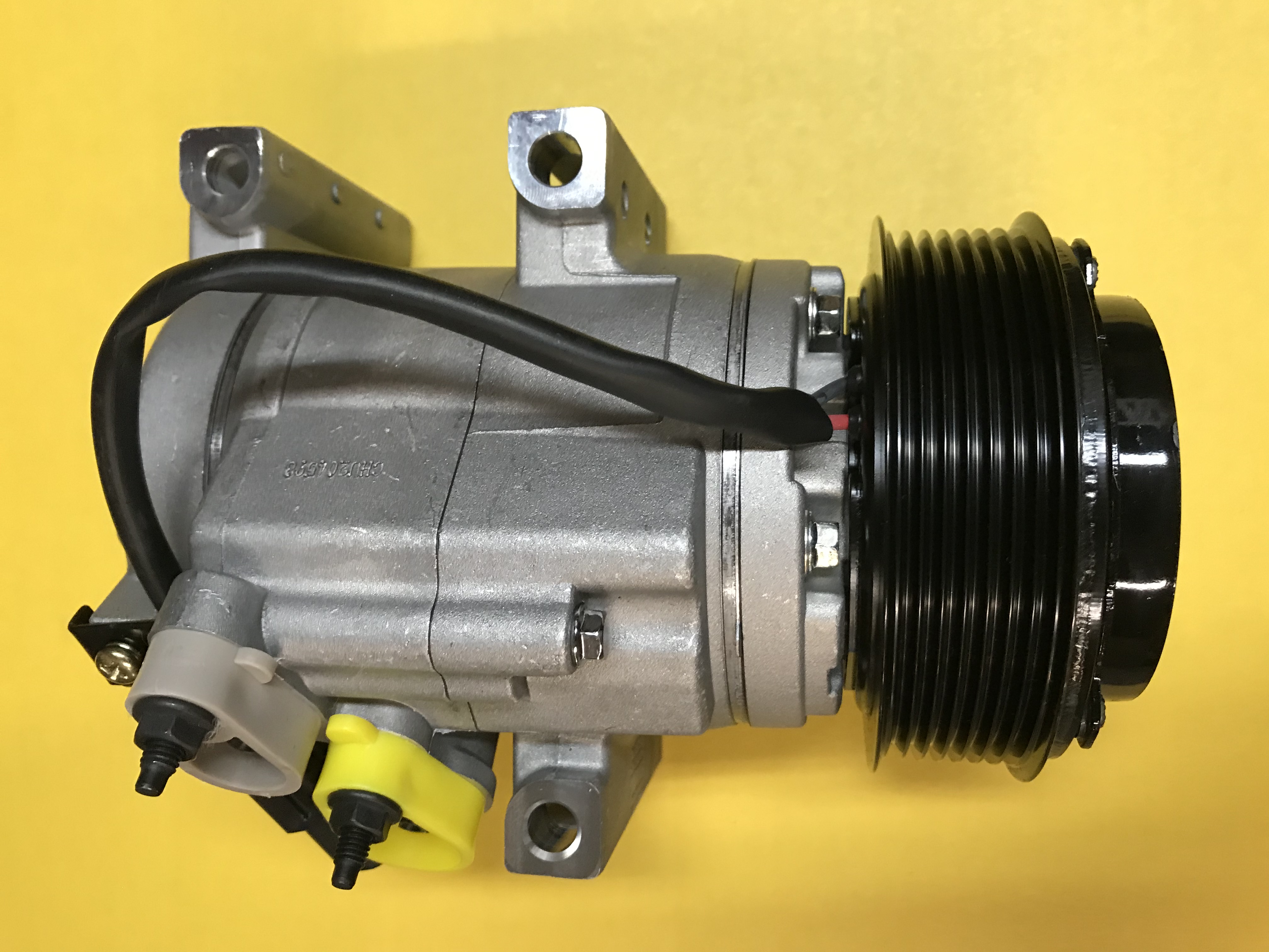 A/C COMPRESSOR ( COMPRESSOR DE AIRE ) VALUE LINE  FORD RANGER MAZDA BT50 3.2 & 2.2 DIESEL MOTOR